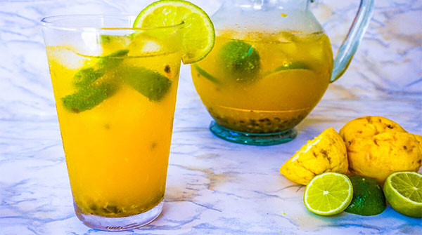 Passion-Fruit-Lemonade